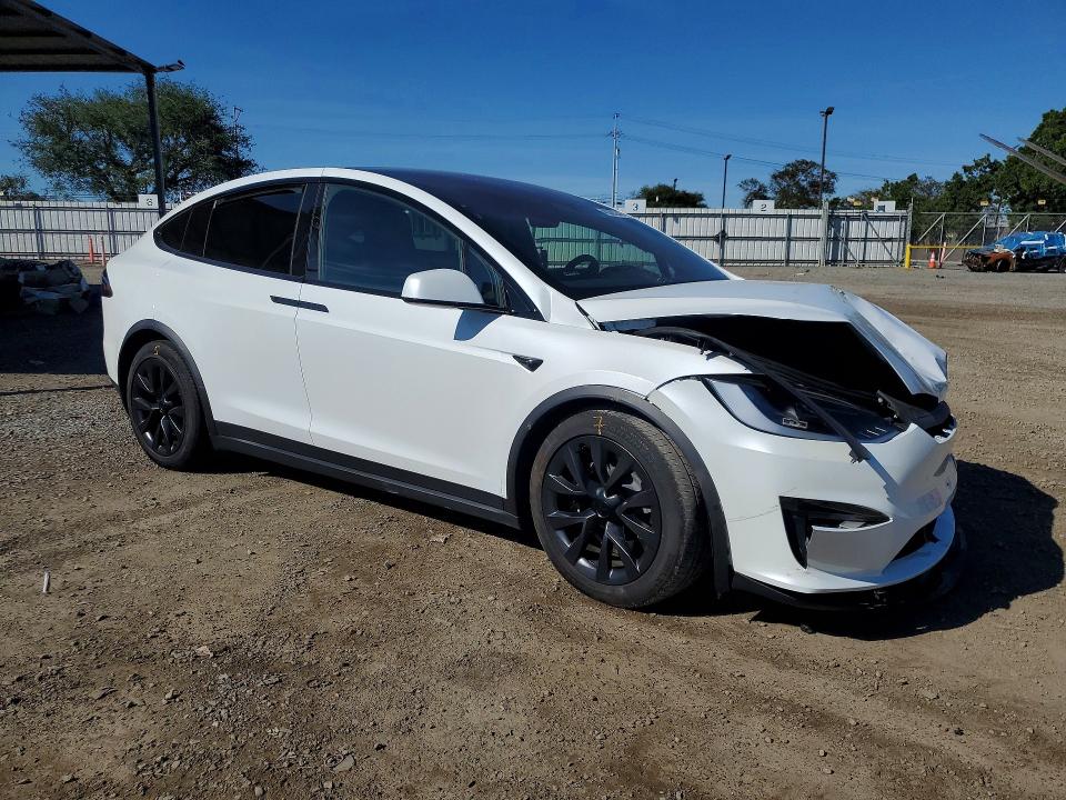 Продажа на аукционе авто 2024 Tesla Model X, vin: 7SAXCDE54RF448065, номер лота: 46383246