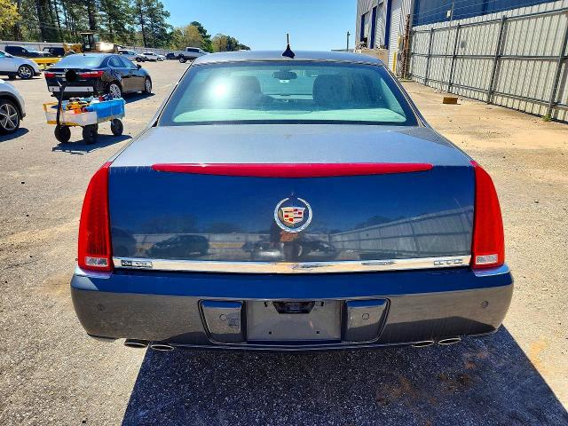 45549506 :رقم المزاد ، 1G6KD5EY6AU115983 vin ، 2010 Cadillac Dts مزاد بيع