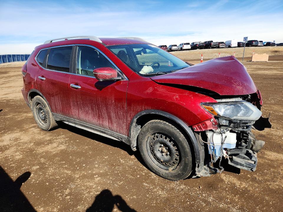 47161816 :رقم المزاد ، 5N1AT2MV7JC715625 vin ، 2018 Nissan Rogue مزاد بيع