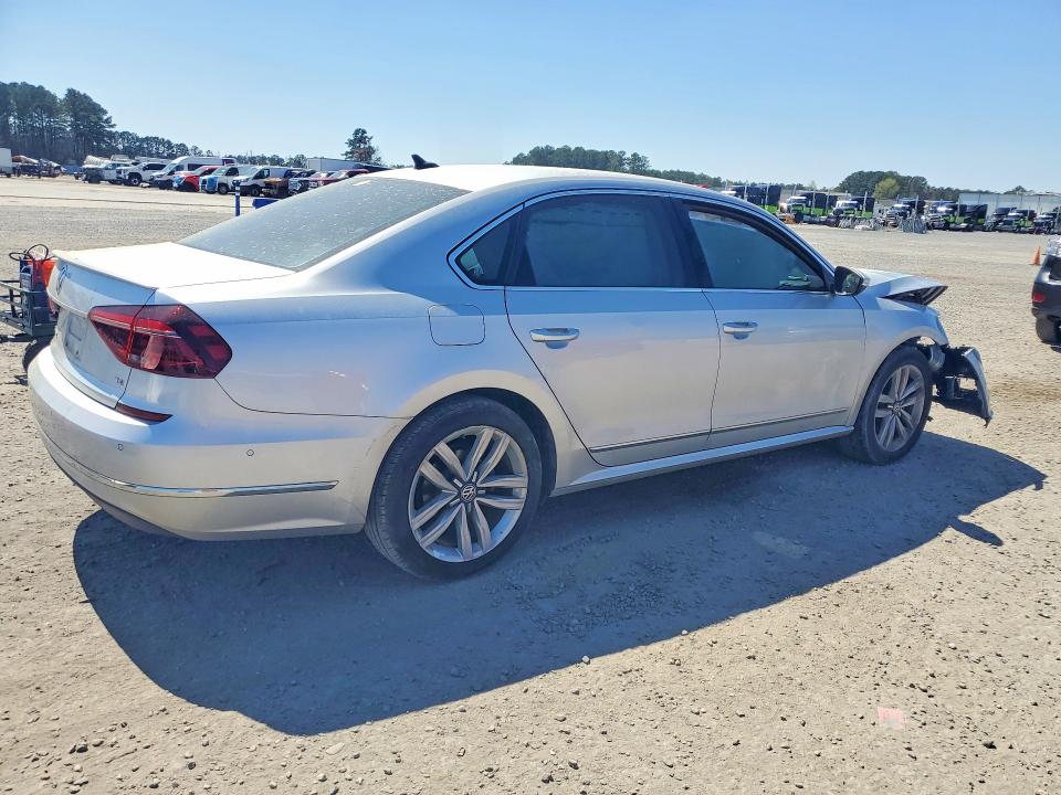 Aukcja sprzedaży 2017 Volkswagen Passat, vin: 1VWCT7A32HC003026, numer aukcji: 46726506