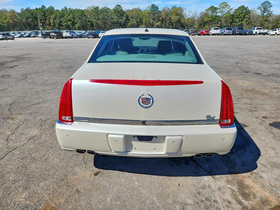 79618865 :رقم المزاد ، 1G6KD57YX8U161677 vin ، 2008 Cadillac Dts مزاد بيع