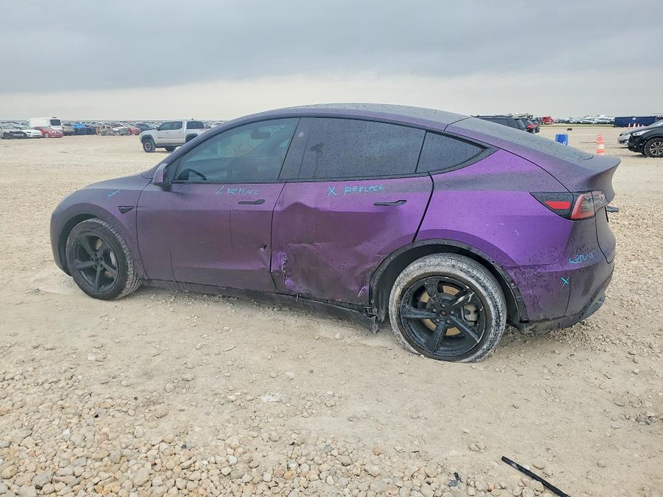 Продажа на аукционе авто 2024 Tesla Model Y, vin: 7SAYGDEE6RA335823, номер лота: 41810236