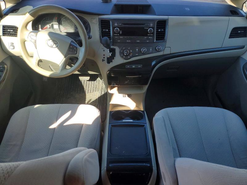79215955 :رقم المزاد ، 5TDKK3DC3BS119010 vin ، 2011 Toyota Sienna مزاد بيع