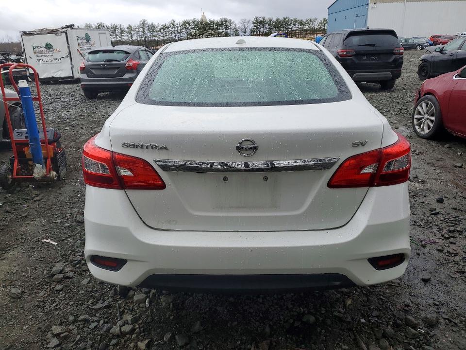 2018 Nissan Sentra მანქანა იყიდება აუქციონზე, vin: 3N1AB7APXJY304787, აუქციონის ნომერი: 45770446