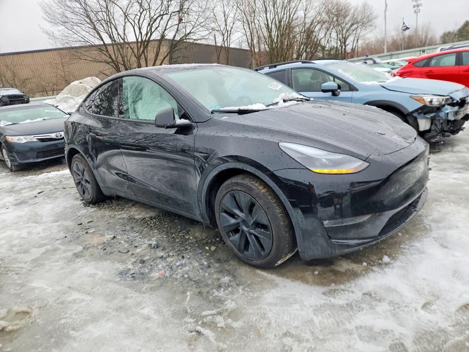 Продаж на аукціоні авто 2024 Tesla Model Y, vin: 7SAYGAEE9RF155883, номер лоту: 79759345