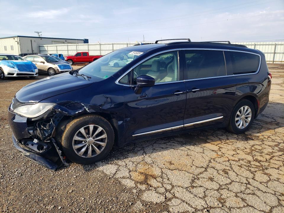 79745005 :رقم المزاد ، 2C4RC1BG3HR538806 vin ، 2017 Chrysler Pacifica مزاد بيع