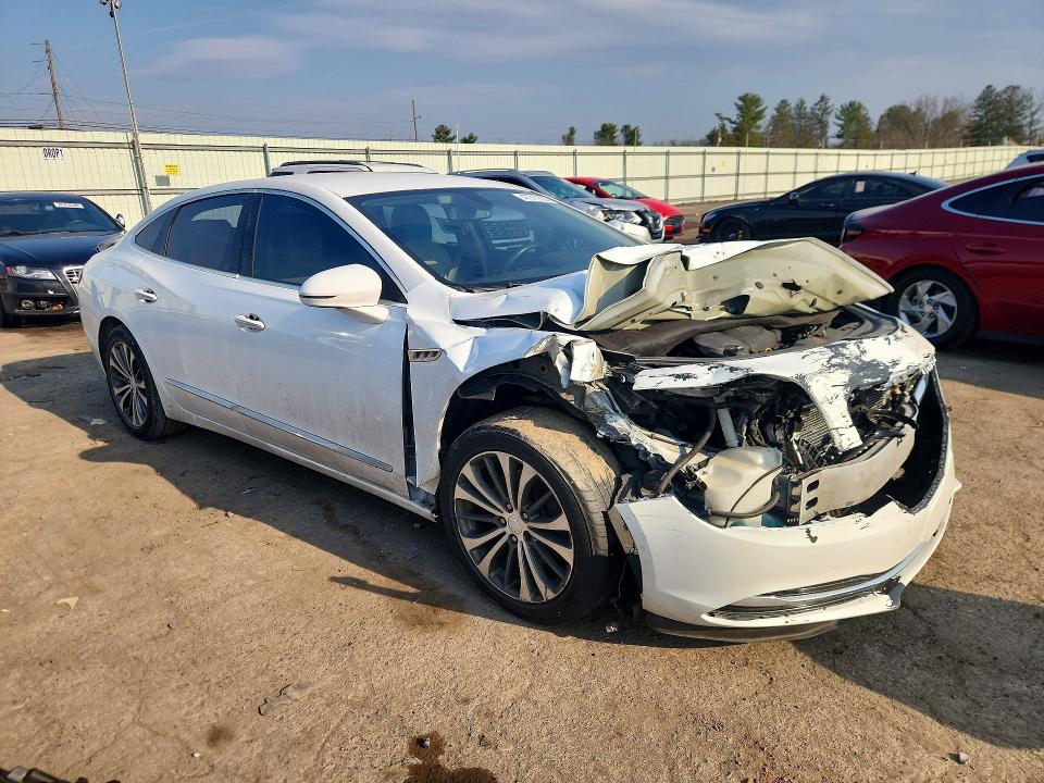 47317626 :رقم المزاد ، 1G4ZP5SSXHU122010 vin ، 2017 Buick Lacrosse مزاد بيع