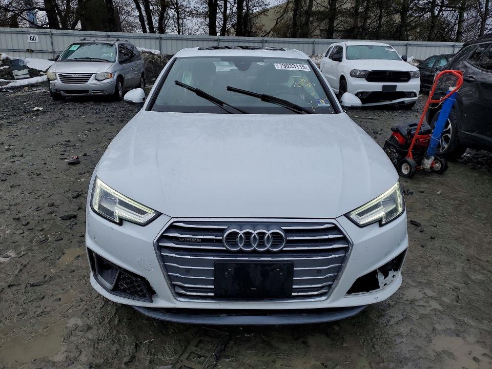 Продаж на аукціоні авто 2019 Audi A4, vin: WAUENAF48KA112272, номер лоту: 79033115