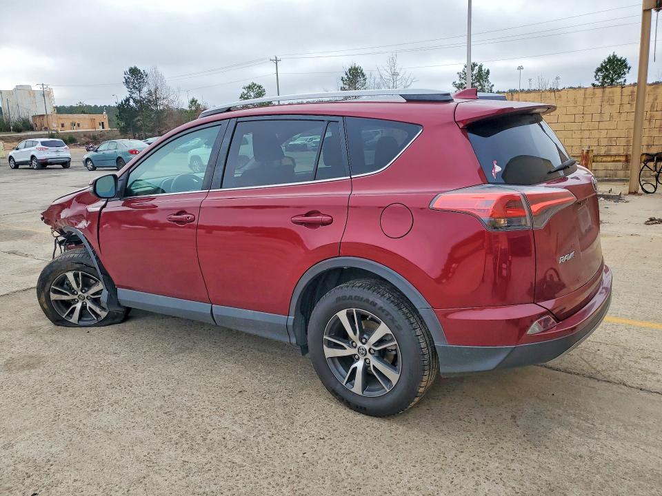 41813196 :رقم المزاد ، 2T3WFREV0JW490566 vin ، 2018 Toyota Rav4 مزاد بيع