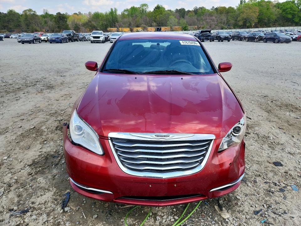 47870496 :رقم المزاد ، 1C3CCBAB4DN624039 vin ، 2013 Chrysler 200 مزاد بيع