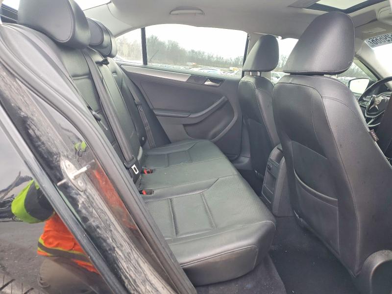 Продажа на аукционе авто 2015 Volkswagen Jetta, vin: 3VWD17AJXFM404702, номер лота: 46529666