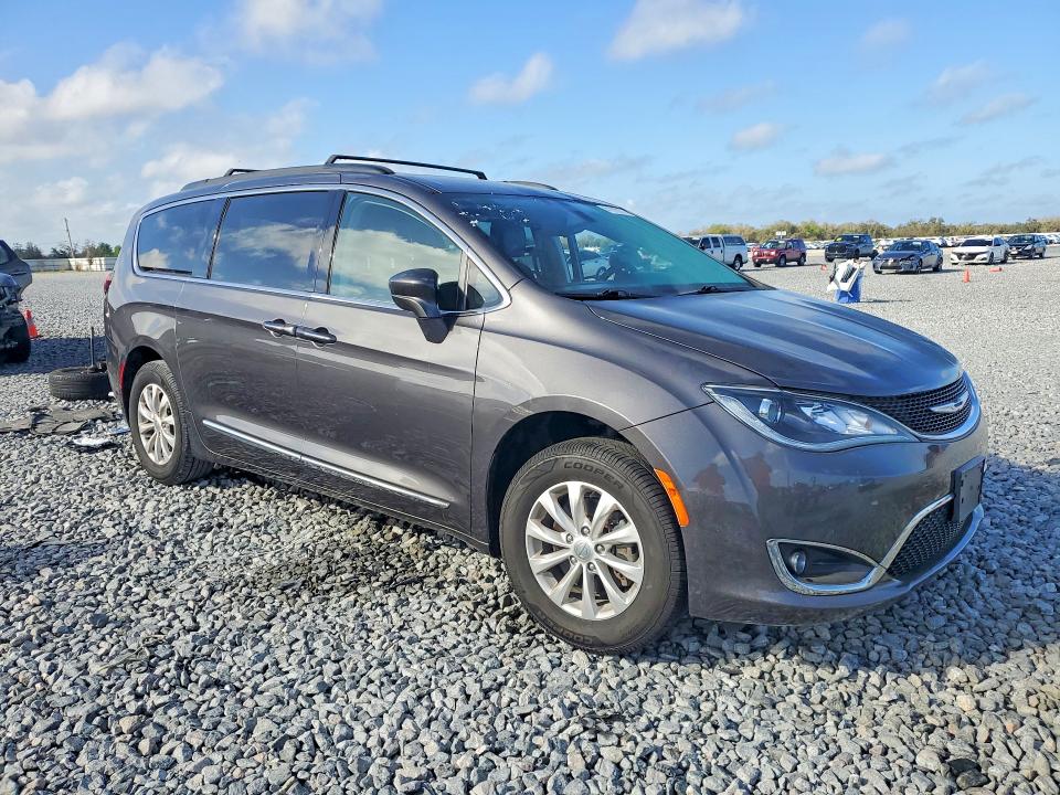 Продаж на аукціоні авто 2017 Chrysler Pacifica, vin: 2C4RC1BG8HR730335, номер лоту: 41612976