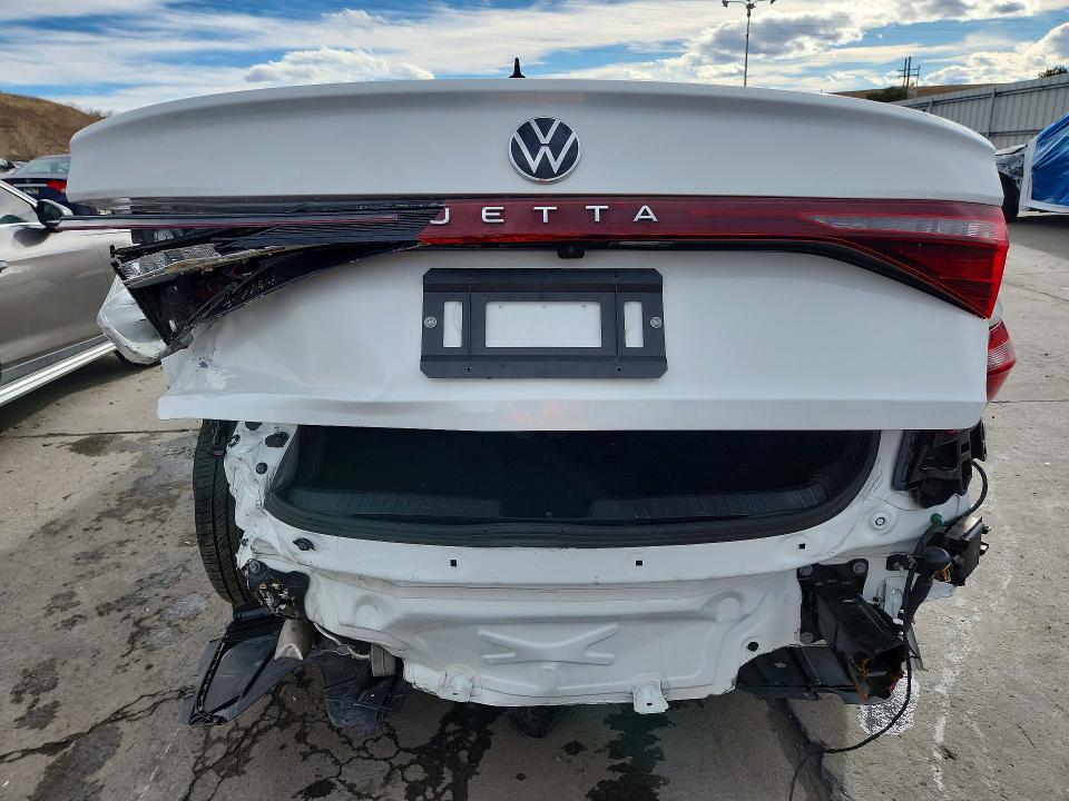 Продажа на аукционе авто 2025 Volkswagen Jetta, vin: 3VWBX7BU5SM067946, номер лота: 46024326