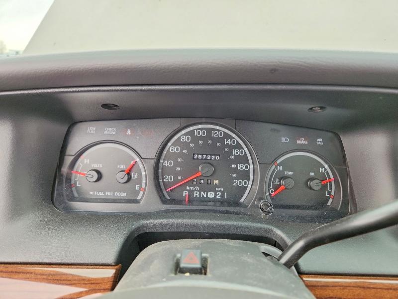 Aukcja sprzedaży 2004 Ford Crown Victoria, vin: 2FAFP74W44X181727, numer aukcji: 46712256