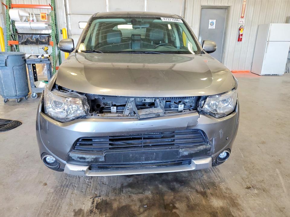 2015 Mitsubishi Outlander მანქანა იყიდება აუქციონზე, vin: JA4JZ4AX7FZ000475, აუქციონის ნომერი: 47371596