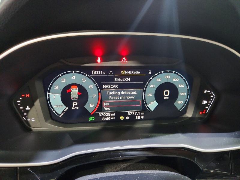 45487766 :رقم المزاد ، WA1EECF36N1148112 vin ، 2022 Audi Q3 مزاد بيع