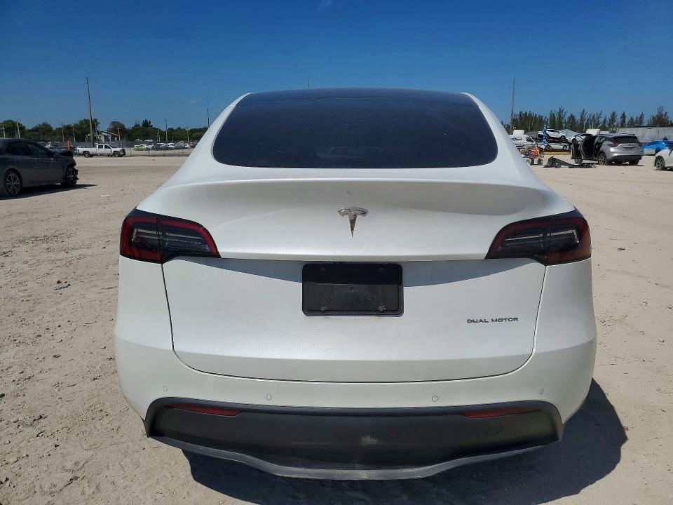 2021 Tesla Model Y მანქანა იყიდება აუქციონზე, vin: 5YJYGDEE9MF303800, აუქციონის ნომერი: 47364396
