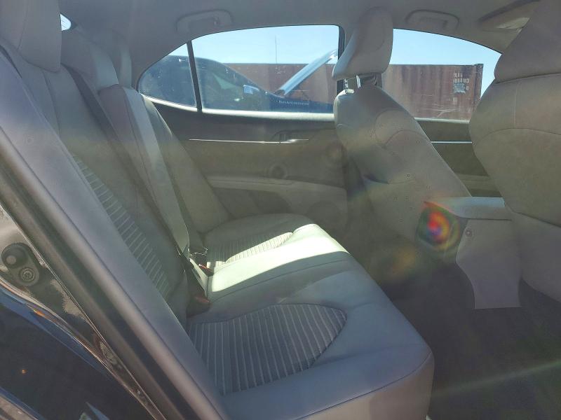 45796686 :رقم المزاد ، 4T1G11AK4LU511222 vin ، 2020 Toyota Camry مزاد بيع