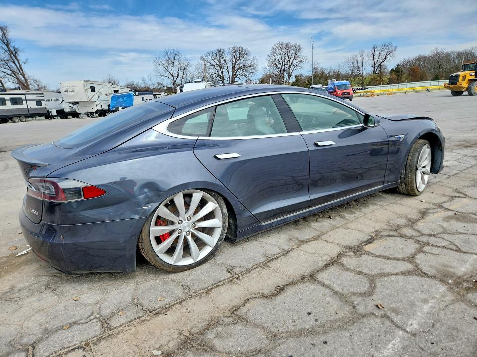 Продажа на аукционе авто 2016 Tesla Model S, vin: 5YJSA1E49GF142544, номер лота: 48174244