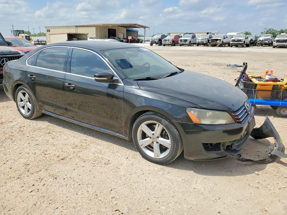 Продажа на аукционе авто 2014 Volkswagen Passat, vin: 1VWAT7A3XEC030932, номер лота: 47532026