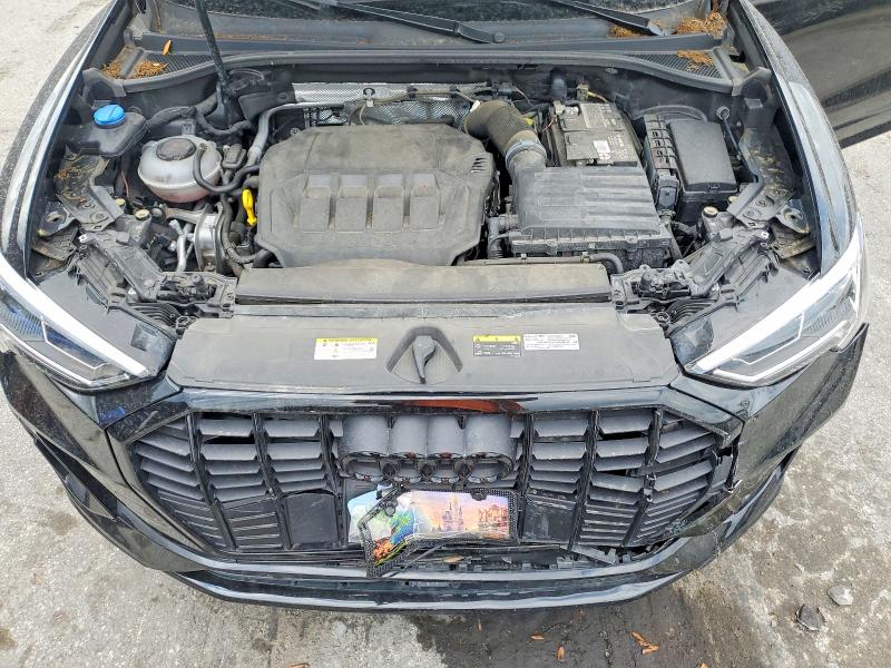 47453906 :رقم المزاد ، WA1EECF31N1128656 vin ، 2022 Audi Q3 مزاد بيع