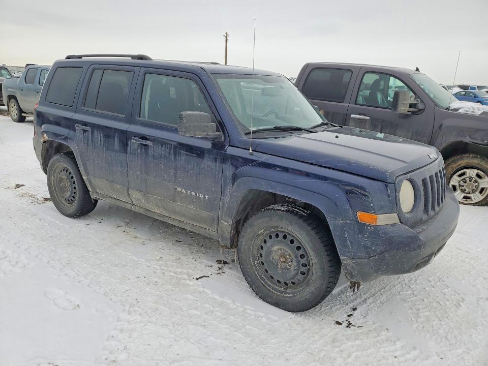 42065926 :رقم المزاد ، 1C4NJRAB3CD637792 vin ، 2012 Jeep Patriot مزاد بيع