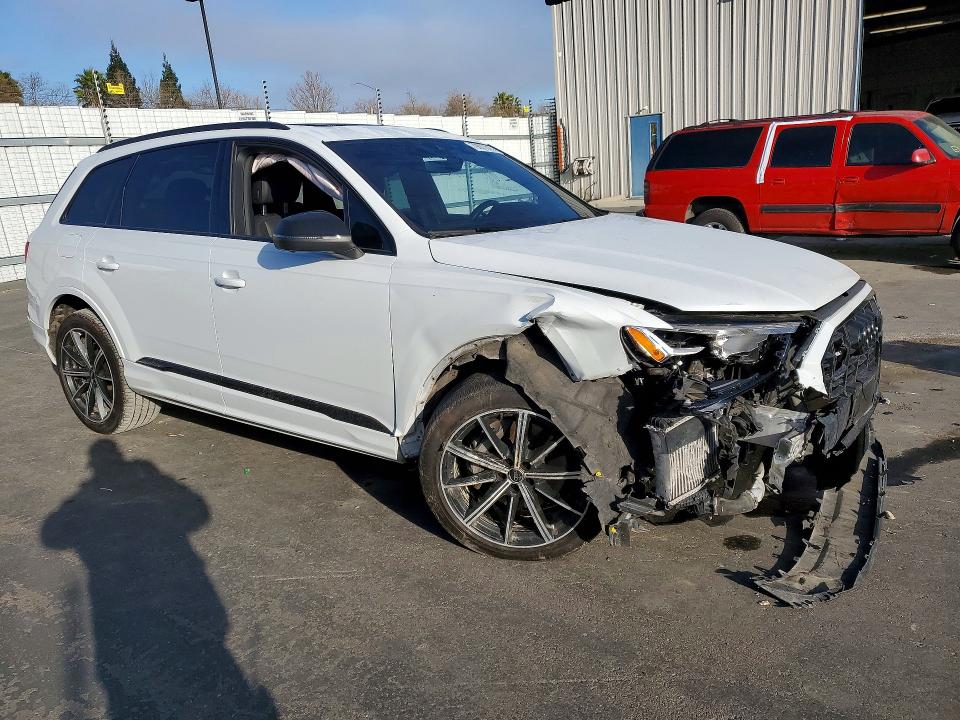 Продажа на аукционе авто 2021 Audi Q7, vin: WA1LXAF7XMD028450, номер лота: 79807815