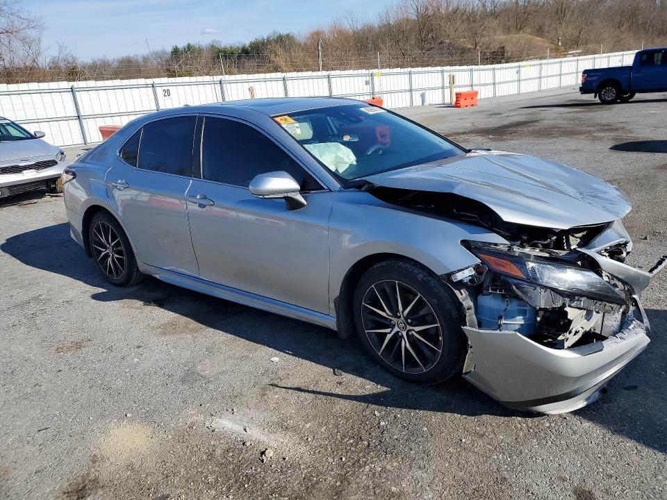 2022 Toyota Camry მანქანა იყიდება აუქციონზე, vin: 4T1T11BK1NU056684, აუქციონის ნომერი: 46266756