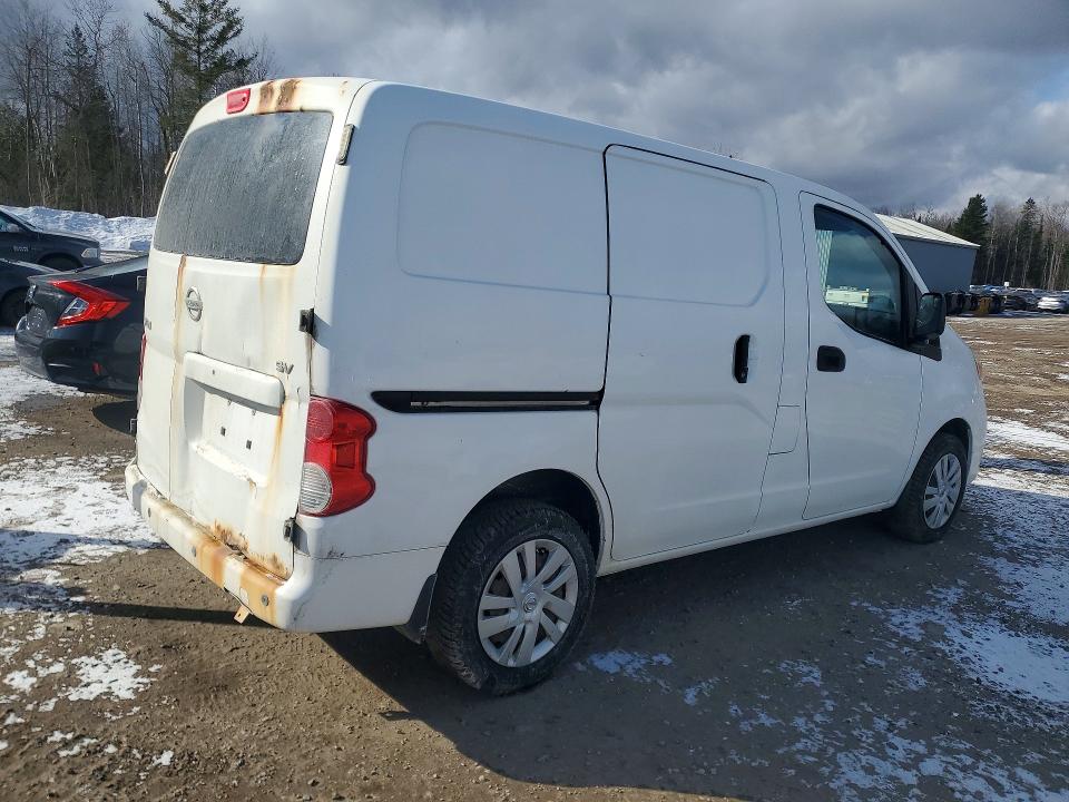 45550426 :رقم المزاد ، 3N6CM0KN6FK697599 vin ، 2015 Nissan Nv200 مزاد بيع