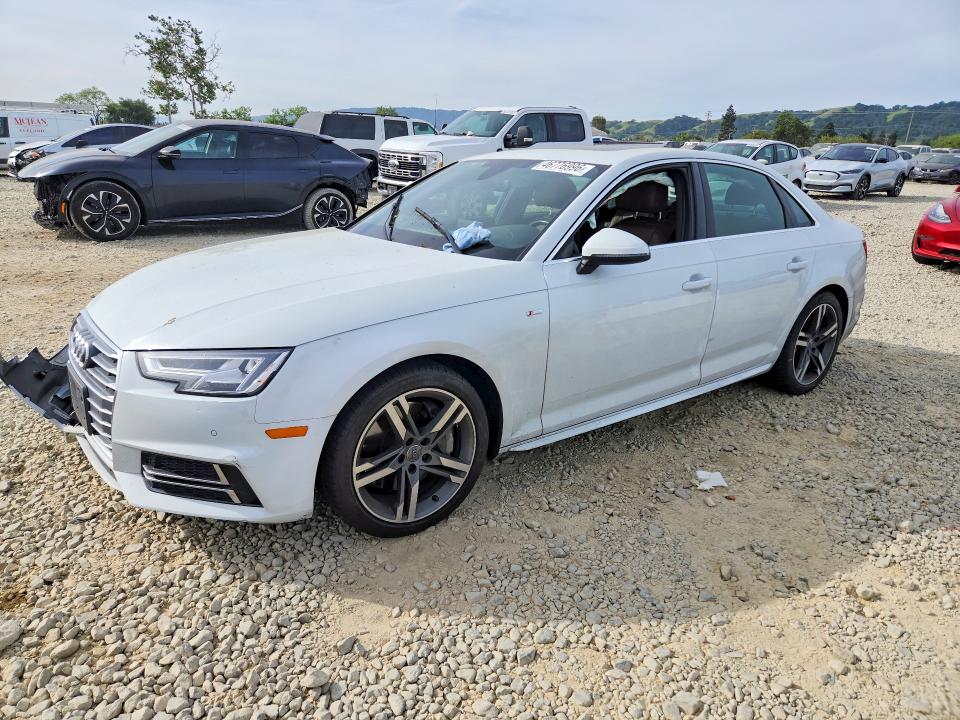 46776996 :رقم المزاد ، WAUENAF47JA169383 vin ، 2018 Audi A4 مزاد بيع