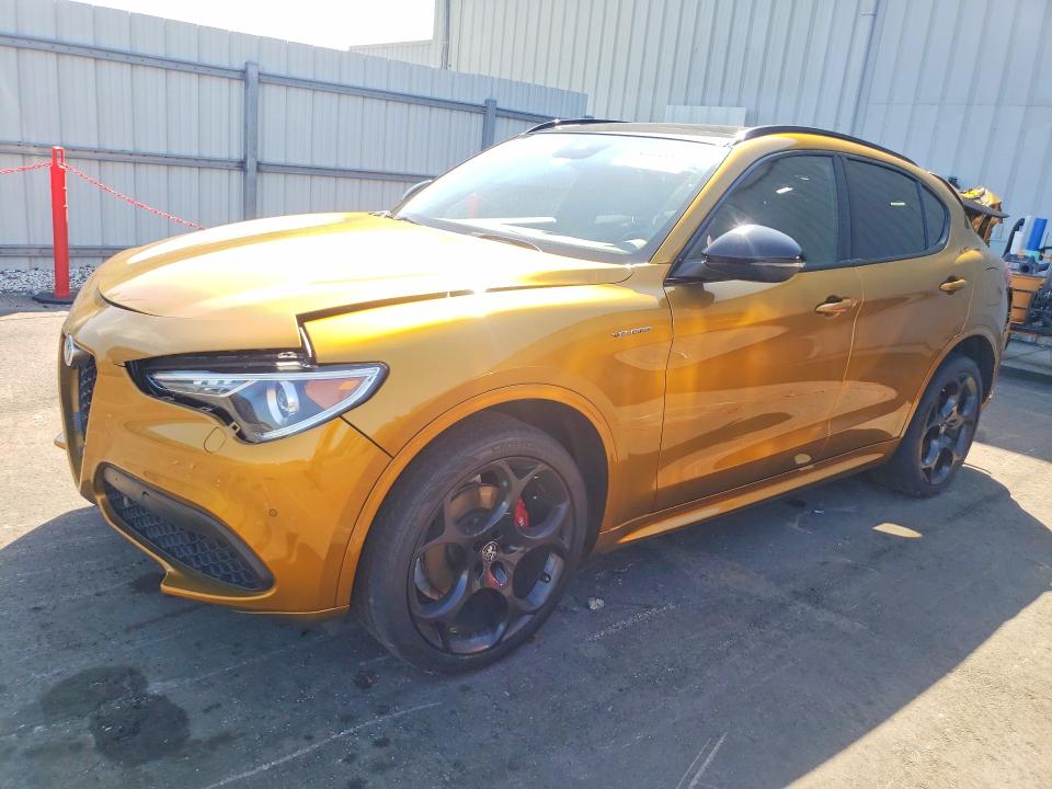 2023 Alfa Romeo Stelvio მანქანა იყიდება აუქციონზე, vin: ZASPAKBN0P7D57882, აუქციონის ნომერი: 42038966