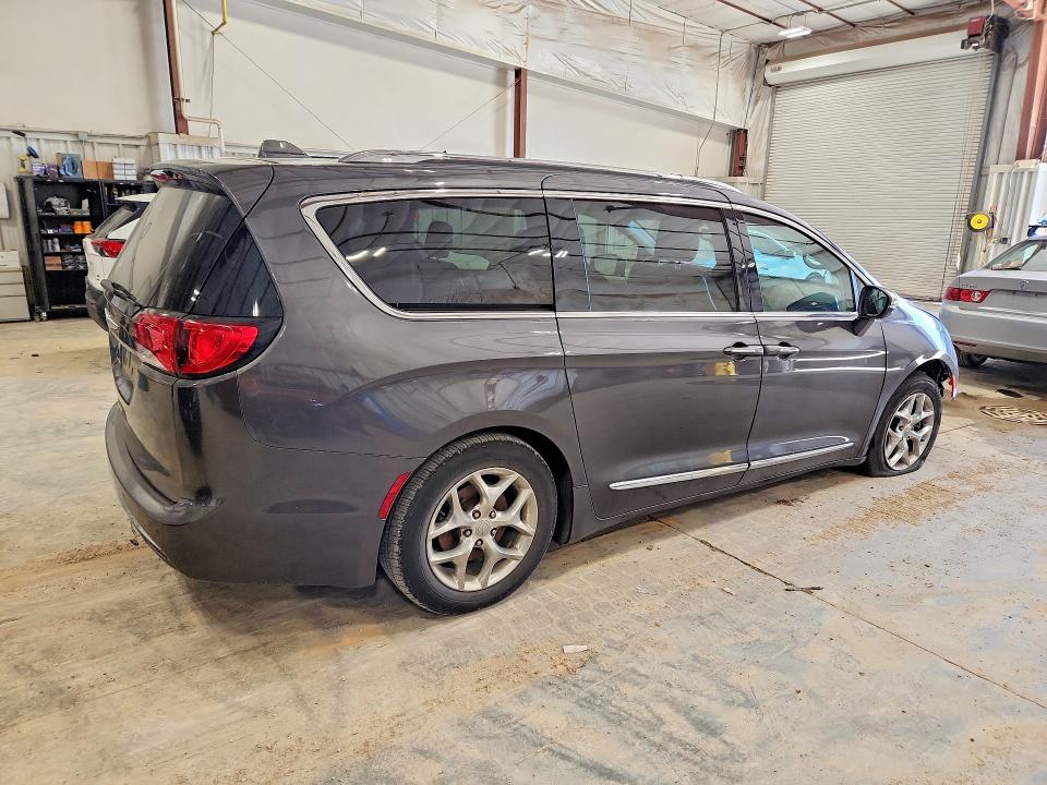 Продажа на аукционе авто 2019 Chrysler Pacifica, vin: 2C4RC1GG8KR551776, номер лота: 41826076