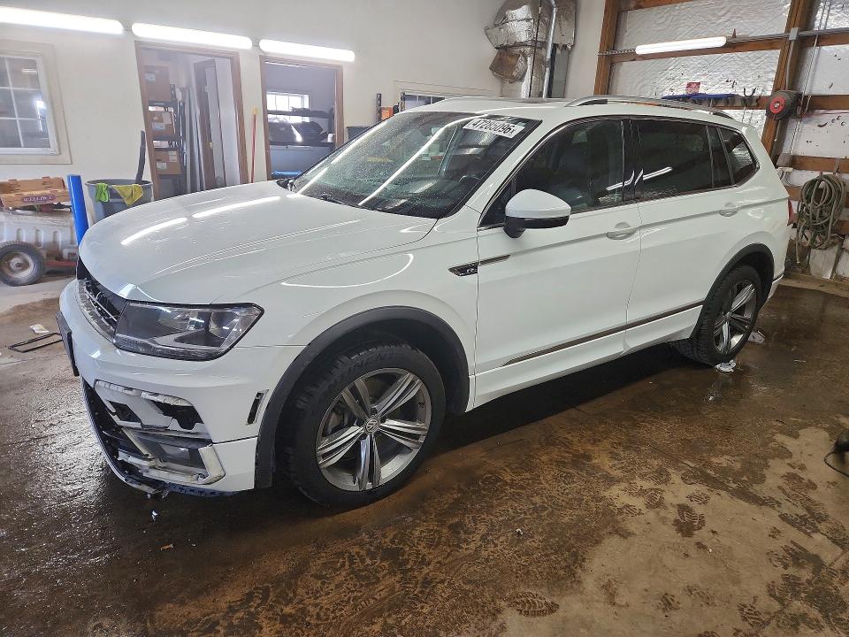 2018 Volkswagen Tiguan მანქანა იყიდება აუქციონზე, vin: 3VV2B7AX5JM217793, აუქციონის ნომერი: 47285096