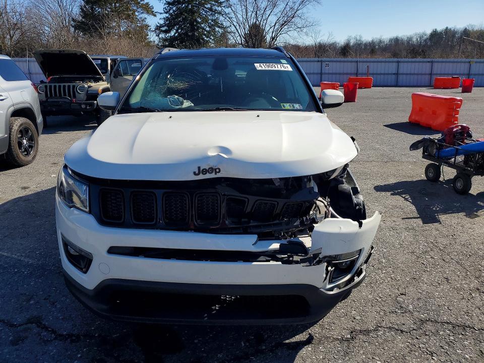Продаж на аукціоні авто 2018 Jeep Compass, vin: 3C4NJDBBXJT304448, номер лоту: 41909776