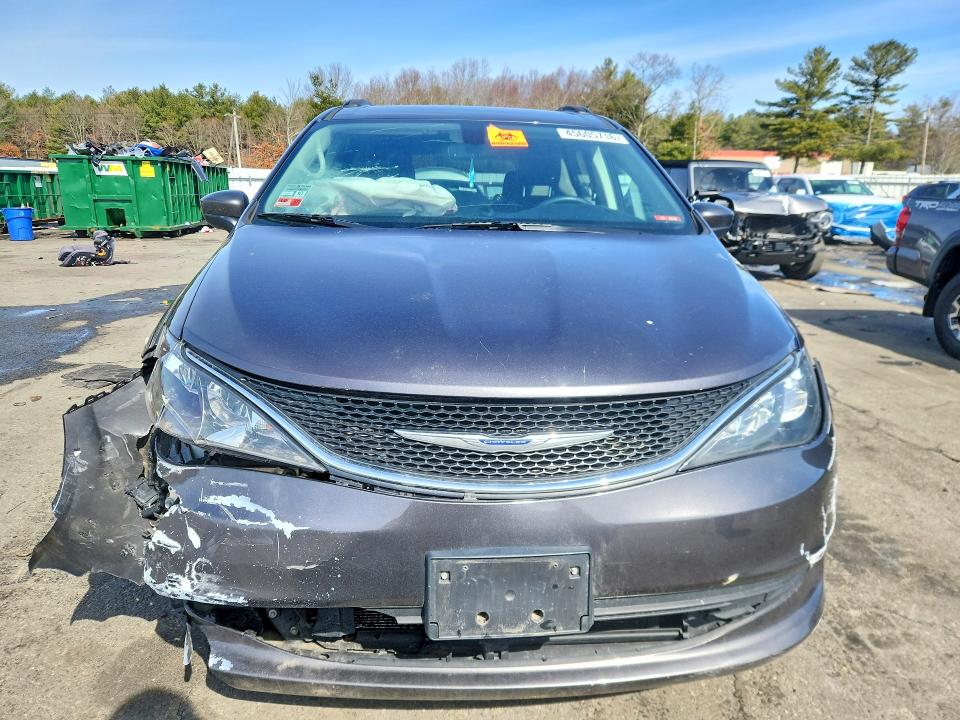 2020 Chrysler Voyager მანქანა იყიდება აუქციონზე, vin: 2C4RC1DG2LR261118, აუქციონის ნომერი: 45605716
