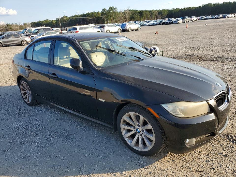 79805585 :رقم المزاد ، WBAPH7C55BE851513 vin ، 2011 Bmw 328 مزاد بيع