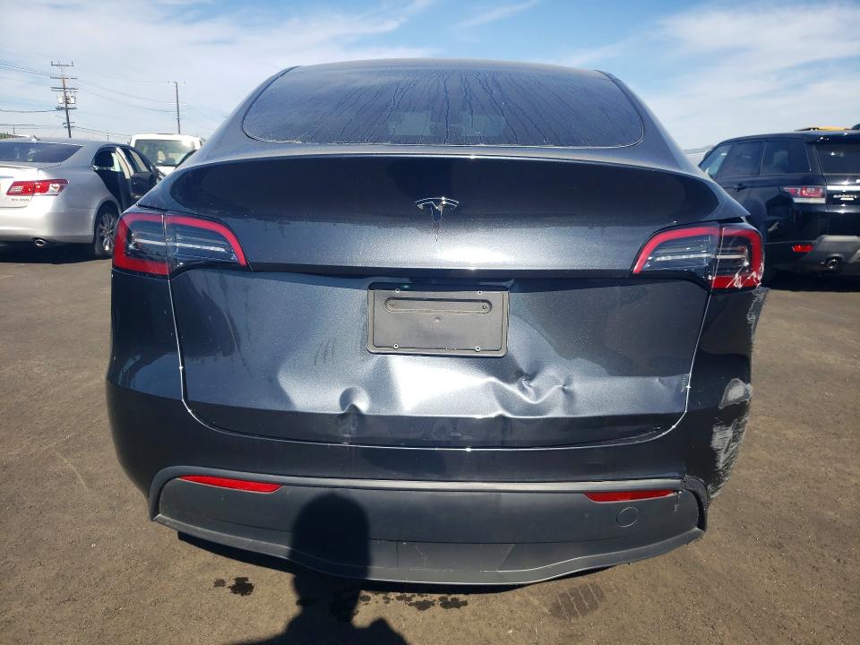 Продаж на аукціоні авто 2024 Tesla Model Y, vin: 7SAYGDED1RF205538, номер лоту: 79583115