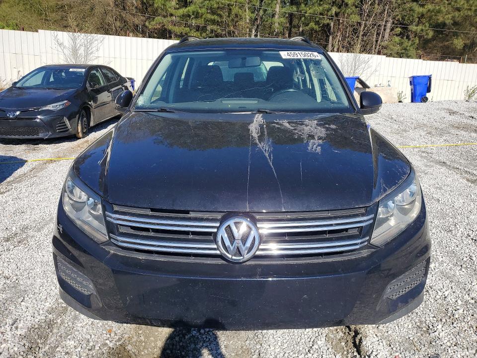 2018 Volkswagen Tiguan Limited მანქანა იყიდება აუქციონზე, vin: WVGAV7AX9JK000476, აუქციონის ნომერი: 45915026