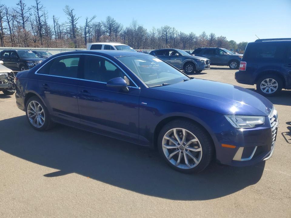 Продаж на аукціоні авто 2019 Audi A4, vin: WAUENAF45KA106798, номер лоту: 46820906