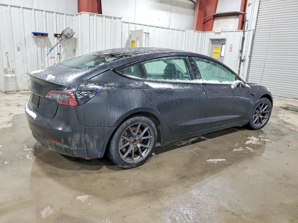 79089645 :رقم المزاد ، 5YJ3E1EBXNF288522 vin ، 2022 Tesla Model 3 مزاد بيع