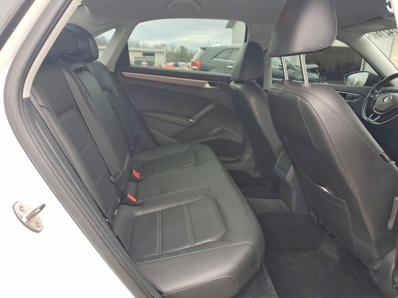 Продаж на аукціоні авто 2018 Volkswagen Passat, vin: 1VWAA7A34JC003709, номер лоту: 47974216