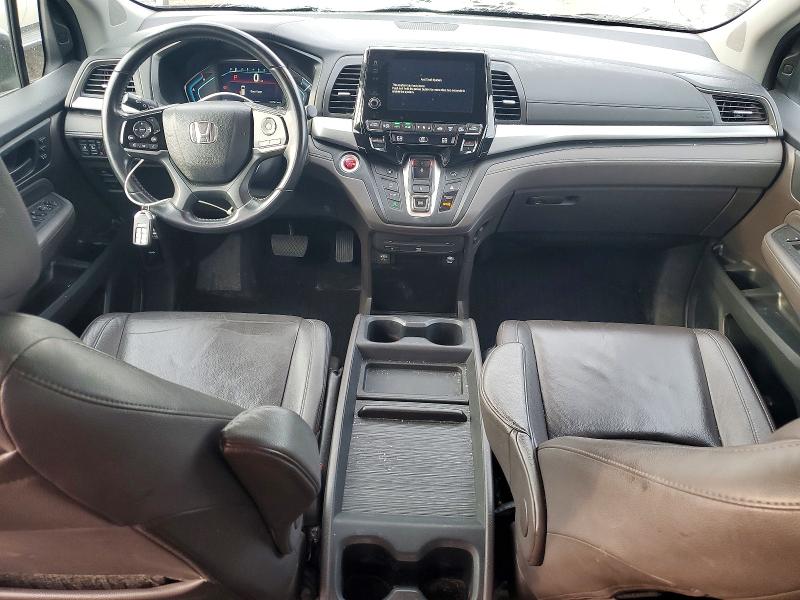 46861556 :رقم المزاد ، 5FNRL6H82JB043656 vin ، 2018 Honda Odyssey مزاد بيع