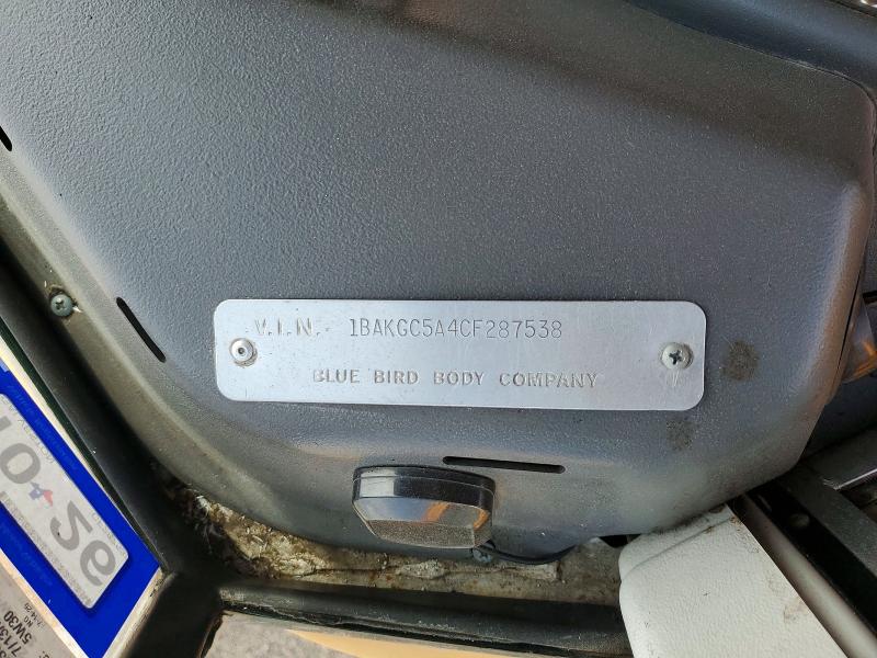 41653496 :رقم المزاد ، 1BAKGC5A4CF287538 vin ، 2012 Blue Bird School Bus / Transit Bus مزاد بيع