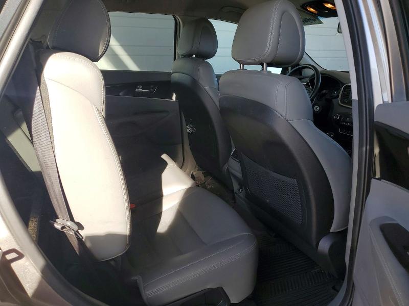 Продажа на аукционе авто 2016 Kia Sorento, vin: 5XYPH4A10GG056997, номер лота: 45481776