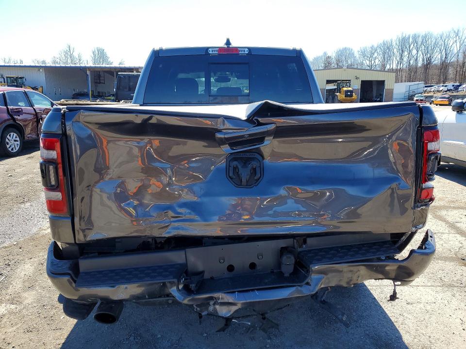 46941016 :رقم المزاد ، 1C6SRFFT7MN529433 vin ، 2021 Ram 1500 مزاد بيع