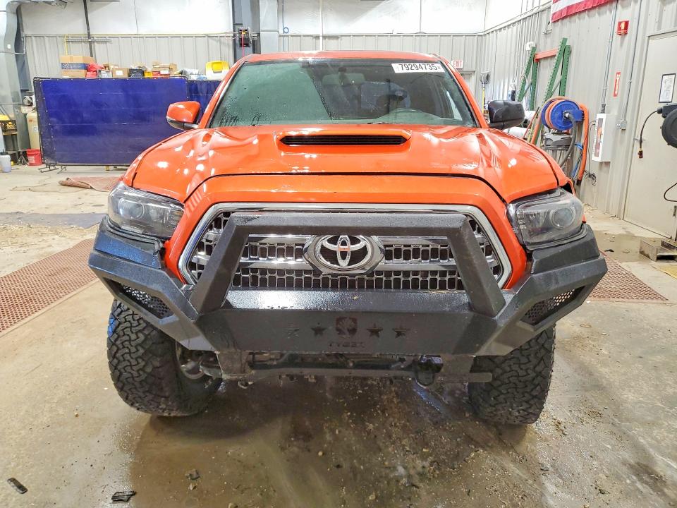Продаж на аукціоні авто 2016 Toyota Tacoma, vin: 5TFCZ5AN1GX035402, номер лоту: 79294735