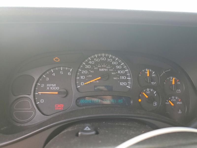 2005 Gmc New Sierra მანქანა იყიდება აუქციონზე, vin: 2GTEK13T251400522, აუქციონის ნომერი: 47258846