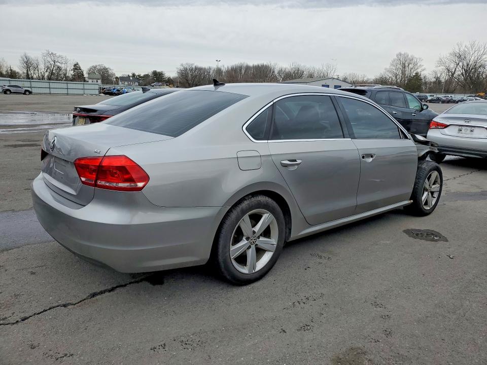 2012 Volkswagen Passat მანქანა იყიდება აუქციონზე, vin: 1VWBP7A36CC087473, აუქციონის ნომერი: 78224005