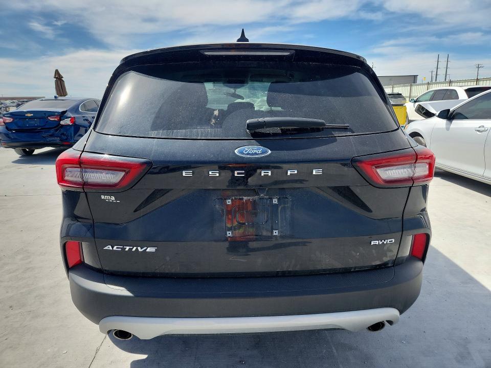 46527386 :رقم المزاد ، 1FMCU9GN0PUA00604 vin ، 2023 Ford Escape مزاد بيع