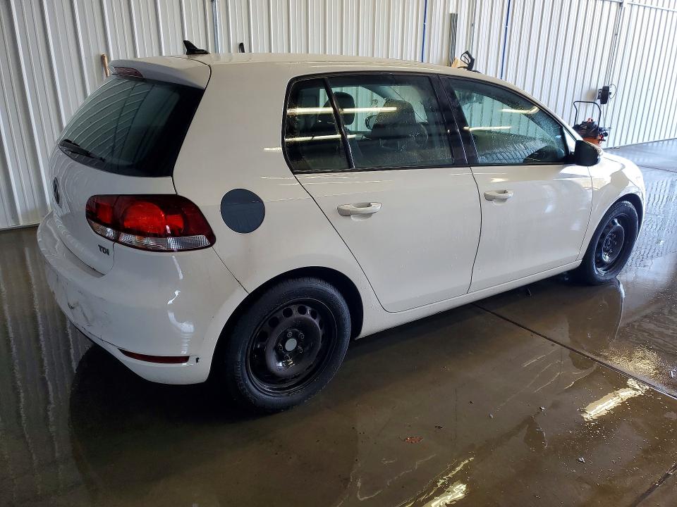 41965126 :رقم المزاد ، WVWDM7AJ3EW010029 vin ، 2014 Volkswagen Golf مزاد بيع